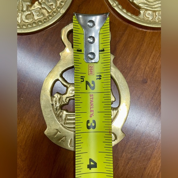 Vintage Brass Horse Medallions - Picture 5 of 9